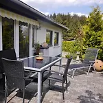 Hébergement de vacances Free Willi Mit Wintergarten Und Grosser Eingezaeunter Terrasse *