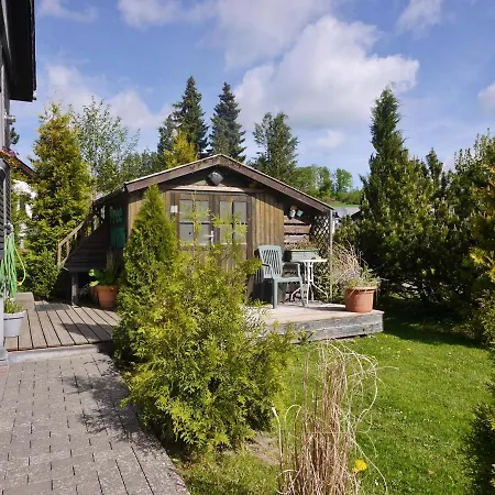 Free Willi Mit Wintergarten Und Grosser Eingezaeunter Terrasse Semesterbostad Willingen (Upland)