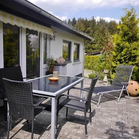 Holiday home Free Willi Mit Wintergarten Und Grosser Eingezaeunter Terrasse *