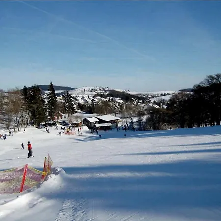 Holiday home Free Willi Mit Wintergarten Und Grosser Eingezaeunter Terrasse