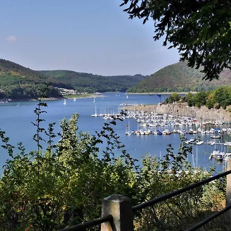 Free Willi Mit Wintergarten Und Grosser Eingezaeunter Terrasse Holiday home Willingen (Upland)