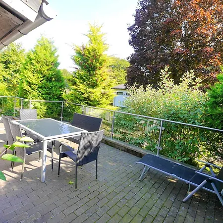 Semesterbostad Free Willi Mit Wintergarten Und Grosser Eingezaeunter Terrasse